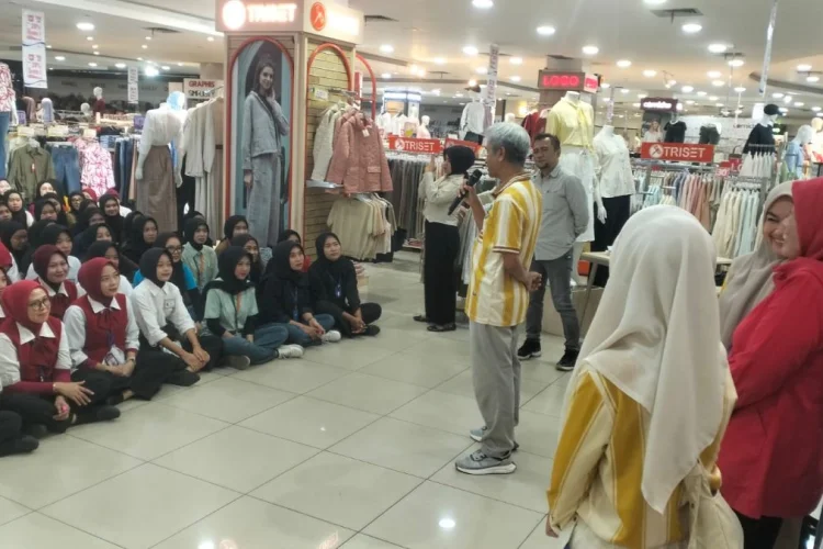 Pelopori Pusat Perbelanjaan Inklusif, Asia Plaza Tasik Bekali Pegawai Bahasa Isyarat