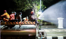 Abu Vulkanik Gunung Anak Krakatau, Jalan Kota Bogor Disemprot Water Mist