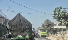 Abu Vulkanik Anak Krakatau Terdeteksi di Bandung Barat, DLH Pantau PM2,5 dan PM10