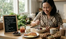 ​9 Makanan Peningkat Suasana Hati yang Bikin Bahagia