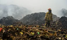 Dedie Rachim Atur Ulang Armada Sampah Usai Kebakaran TPAS Galuga