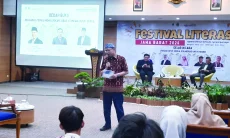 Bait-bait Sajak Membaca Arah Pembangunan