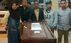 Dua PMI Ilegal KBB Positif HIV AIDS Dipulangkan