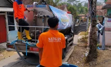 Kekeringan di 10 Kecamatan, Puluhan Ribu Warga Kota Tasikmalaya Andalkan Bantuan Air