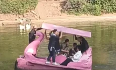 Perahu Bebek Danau UMM Terbalik, Reaksi Lucu Warganet Jadi Sorotan
