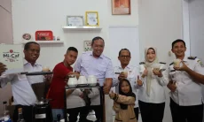 Senyum Berseri Disabilitas dari Balik Meja Kopi