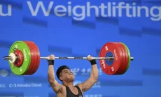 Rahmat Erwin Abdullah Raih Emas Angkat Besi Asian Games 2026