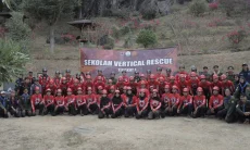Dari Cirebon hingga Singapura, UKM Mapalangit Biru Gelar Sekolah Vertical Rescue