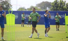 Oktober Menguras Keringat, Menguji Mental