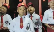 Alunan Merdu Suara Anak-Anak SDN Girimukti di Tengah Bangunan Tua yang Rapuh