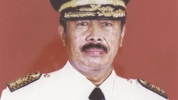 Gubernur Jabar Periode 2003-2008 Danny Setiawan Meninggal Dunia 