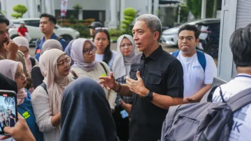 Langkah Muda Menjaga Bumi Tetap Lestari