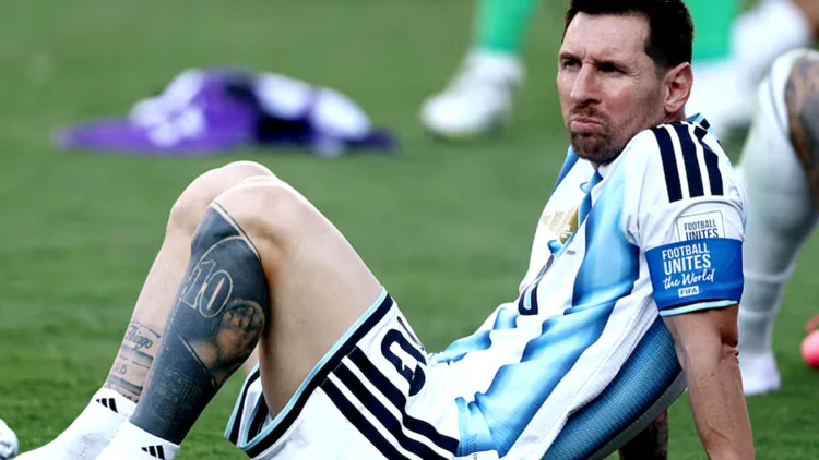 Warga Argentina Berterima Kasih pada Lionel Messi yang Baru saja Umumkan Pensiun