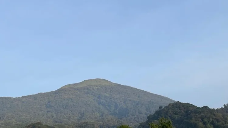 TNGC Tutup Seluruh Jalur Pendakian Gunung Ciremai Mulai 6 September 2026