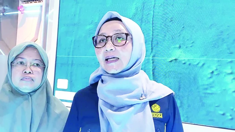 Erupsi Bersamaan Beda Penyebab