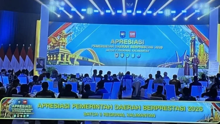 Gelaran Acara Penghargaan di Tengah Kebakaran Hutan Kalimantan Tuai Kritik Pedas
