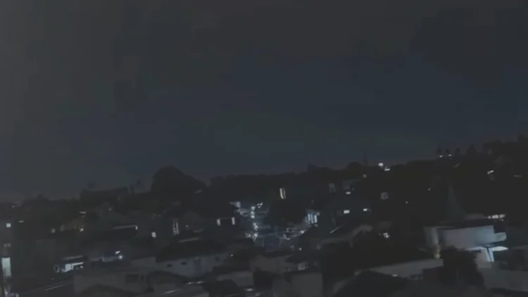 Warga Bandung Raya Dihebohkan Suara Dentuman Misterius Jumat Malam