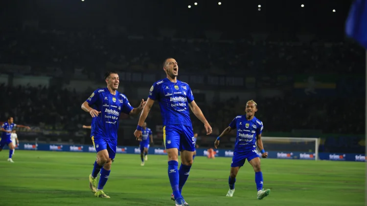 PERSIB 3-1 PSM: MUSUH ABADI MENANTI