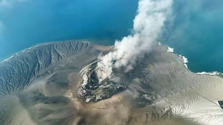 Erupsi Menerus Gunung Anak Krakatau Berakhir, Status Masih Level III Siaga