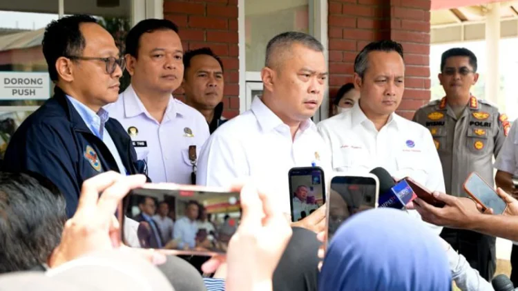 Empat Penerbangan Dialihkan ke Bandara Kertajati Imbas Erupsi Gunung Anak Krakatau