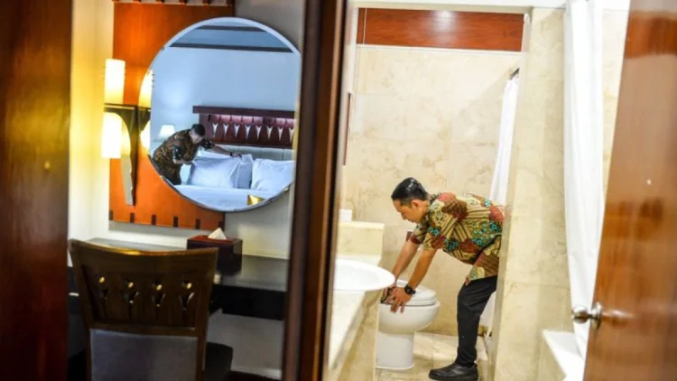 Hotel Bermunculan, Okupansi Tertekan