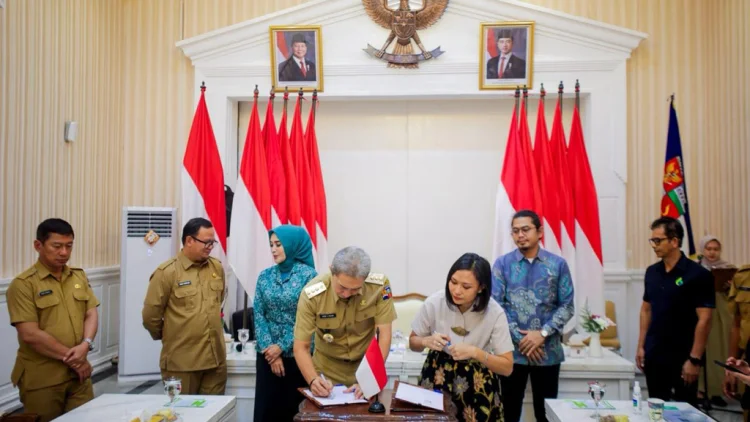 Mengolah Limbah Jadi Berkah