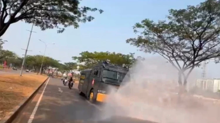 Belajar Daring Hindari Abu