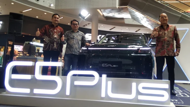 Pamerkan DFSK E5 Plus di Summarecon Mall Bandung, Sokonindo Bidik 30 Unit Terjual