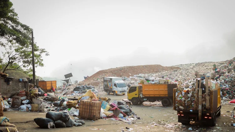 TPAS Galuga Dibuka Kembali, 128 Truk Sampah Kota Bogor Mulai Masuk