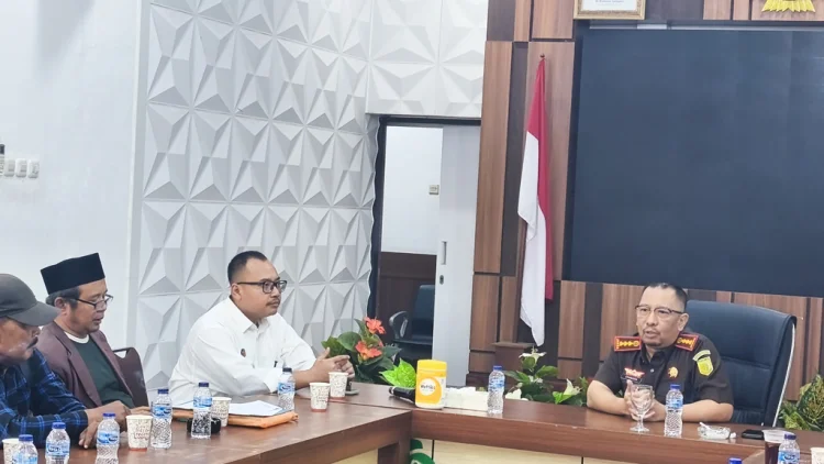 Kajari Cirebon Respons Isu Cawe-cawe dan Bekingi OPD
