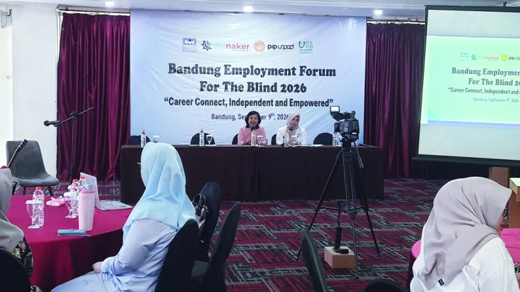 Tunanetra Mencari Ruang Berkarya
