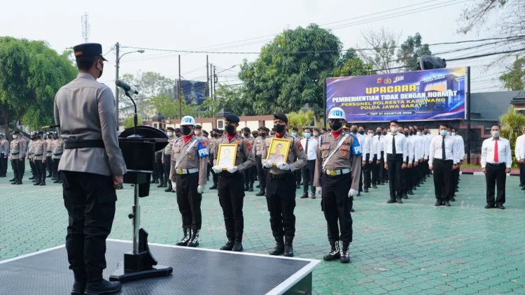Diduga Terlibat Curanmor, Dua Anggota Polresta Karawang Dipecat Tidak Hormat