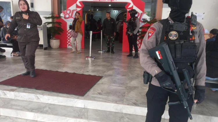 Pelayanan Pulih Usai Penggeledahan
