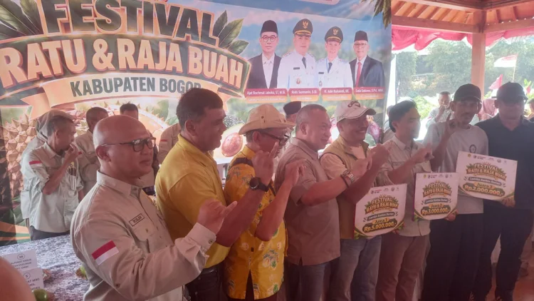 Buah Unggulan Berebut Mahkota