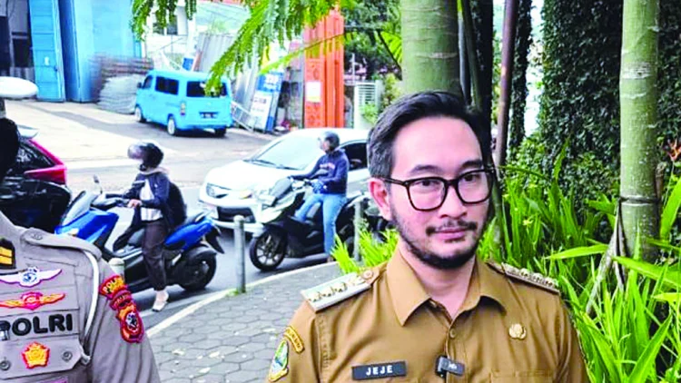 Menanti Jalan Kembali Mulus