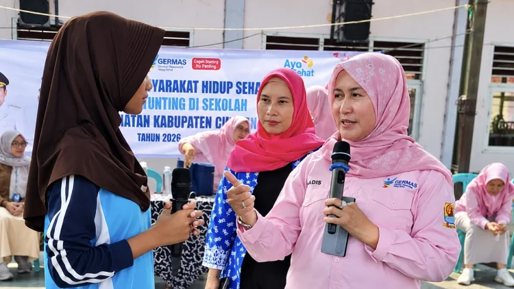 Cegah Stunting Dibidik Sejak Remaja, 200 Siswi SMPN 1 Gebang Didorong Rutin Minum TTD