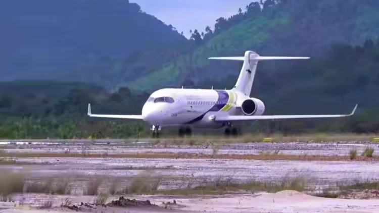 Kalbar Masih Diselimuti Kabut Asap, Bandara Singkawang Sudah Tutup Hampir Sebulan