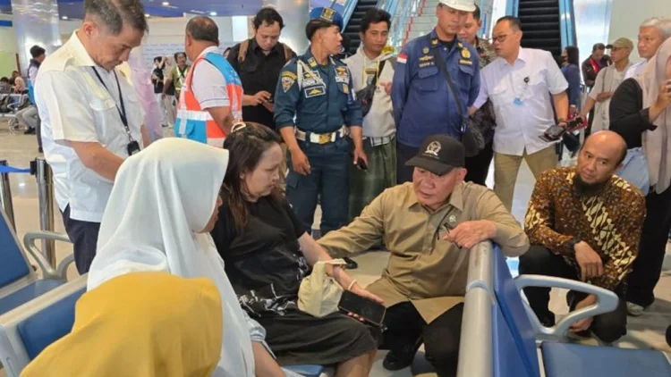 Laut Menyimpan Nama, Daratan Menunggu Pulang