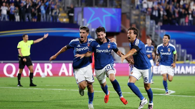 Seni Bertahan dan Menyerang ala Fabregas