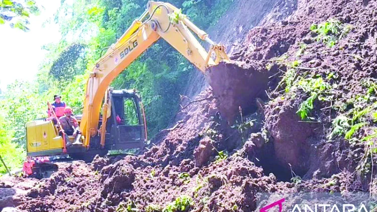 Sumedang Waspadai Banjir Longsor