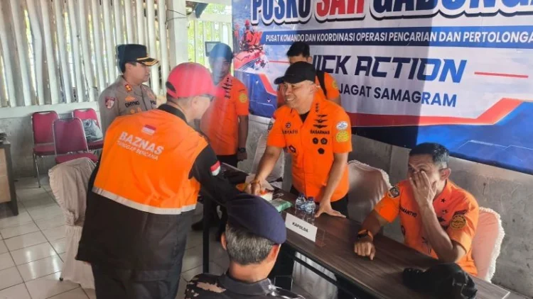 Baznas Salurkan Bantuan untuk 5 Keluarga Jurnalis Hilang di Selat Sunda