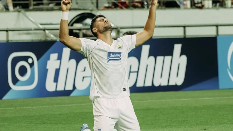 Taklukan FC Seoul, Marc Klok Lega Buktikan Persib Bisa Berikan Memori Indah Bobotoh