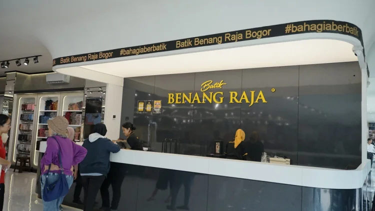 Jejak Warisan Terukir di Kain Batik