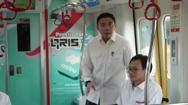Seskab Teddy Klarifikasi soal Video Usir Petinggi LRT saat Peresmian Manggarai