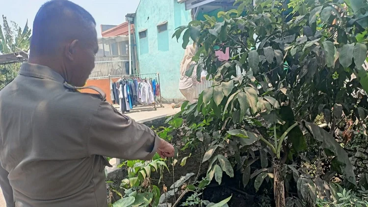 Satpol PP KBB Data 17 Bangunan Liar di Padalarang, 12 di Atas Irigasi Diminta Bongkar