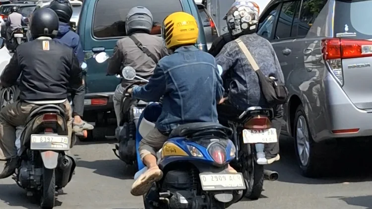 Galian Drainase Bikin Macet
