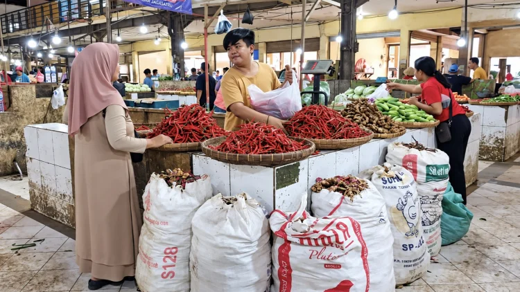 Ketika Dapur Kota Mengepul Tanpa Banyaknya Sawah