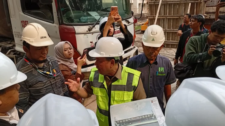Komisi III Tinjau Progres Pembangunan GOR Pajajaran