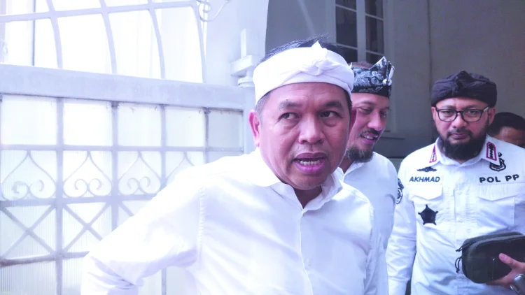 Jabar Menunda Program Baru