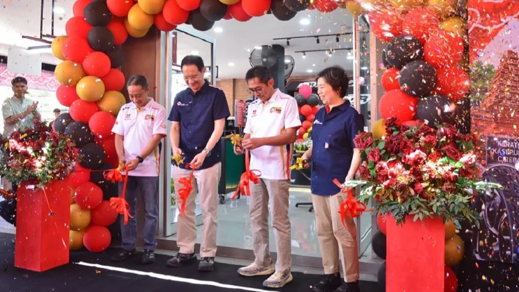 Populasi Tinggi, FDR Buka EFO Cirebon Layanan Lengkap Ban dan Service Sepeda Motor